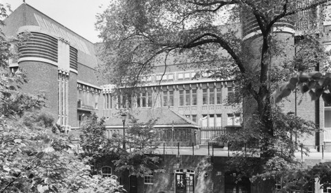 Achtergevel van het hoofdpostkantoor te Utrecht