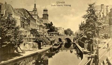 Oudegracht Weerdzijde te Utrecht