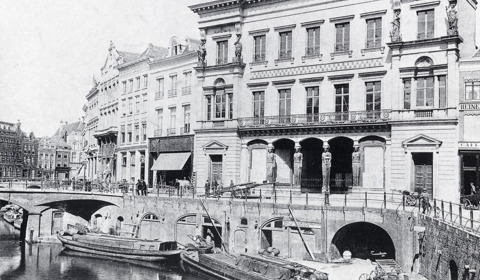 Gezicht op de Oudegracht 1885