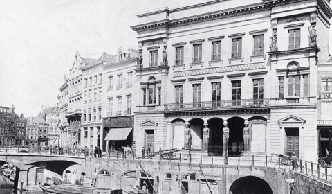 Gezicht op de Oudegracht 1885