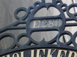 Close-up van Wijknummer E bij Mariaplaats