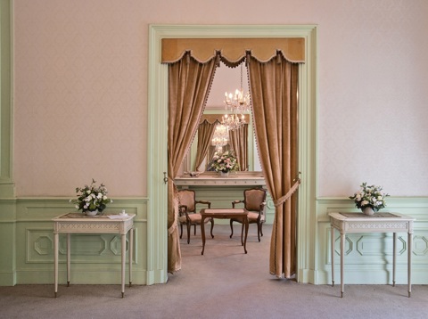 De salonruimte in de koninklijke wachtkamer