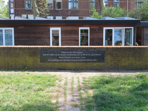 Monument ter herinnering aan Wolter Heukels en Leendert Lans.