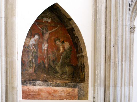 Muurschildering met kruisiging en Margaretha met draak