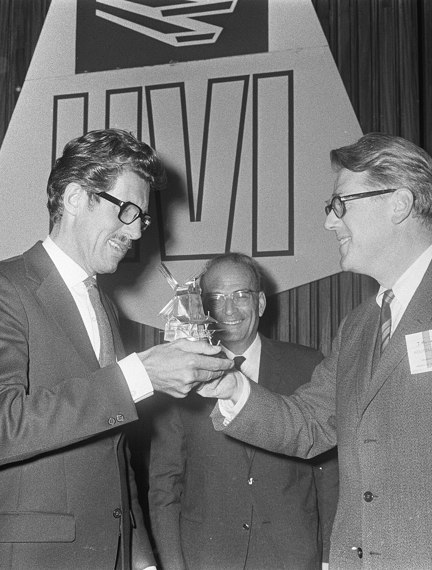 Onno Greiner ontvangt Zilveren Houtzaagmolen