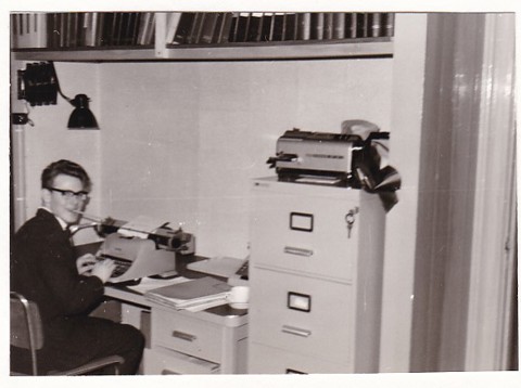 Cees Broere was typist bij de gemeente Wilnis