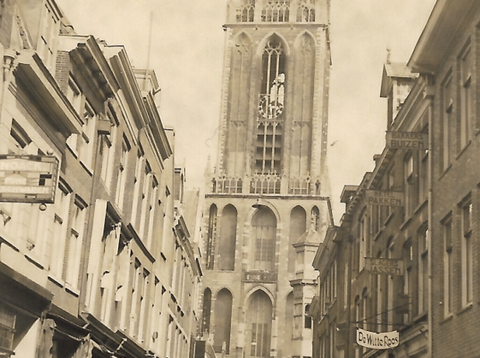 Een Duitse soldaat in de Zadelstraat