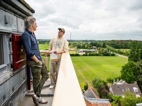 Bas Kennis op toren