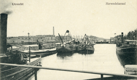 Gezicht op Merwedekanaal
