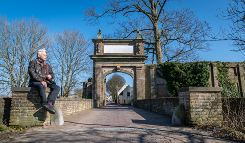 Hans Kluit stadsgids en lid van historische vereniging Het Land van Brederode in Vianen
