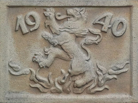 Gevelsteen wederopbouw