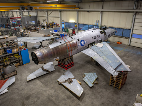 Jachtbommenwerper F-100 Super Sabre