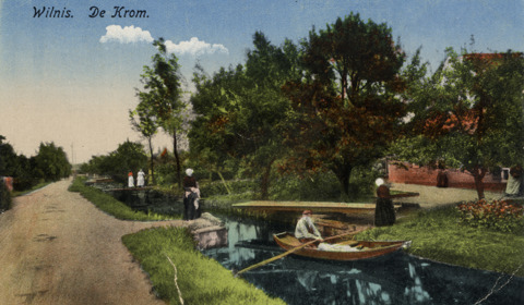 Gezicht op de Herenweg in Wilnis