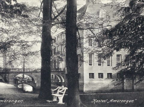 Gezicht Op Voor En Rechterzijde Van Het Kasteel Amerongen (1905 1915)