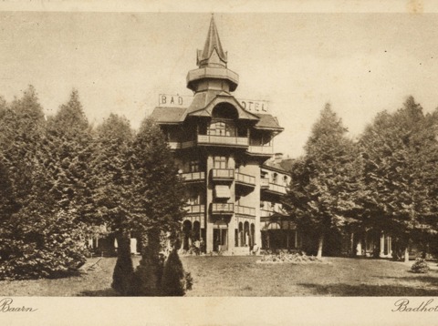 Badhotel in het Prins Hendrik Park